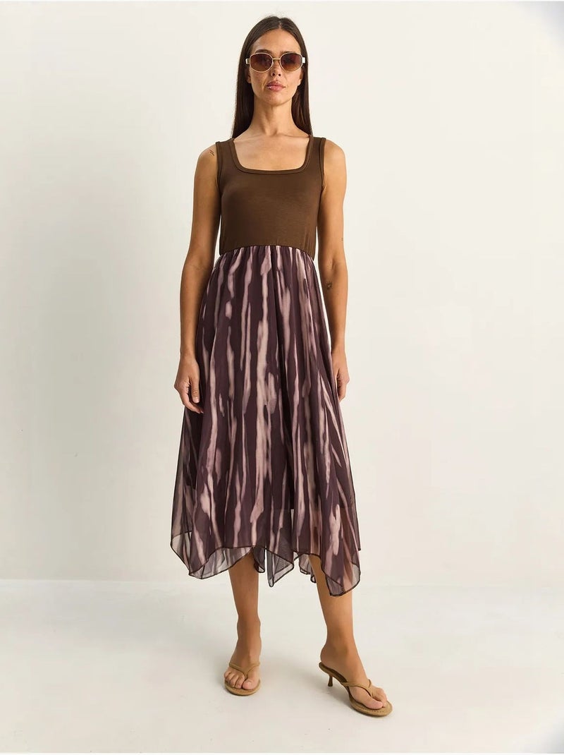 Robe midi à imprimé abstrait et col bateau lucci Marron chocolat - Kiabi