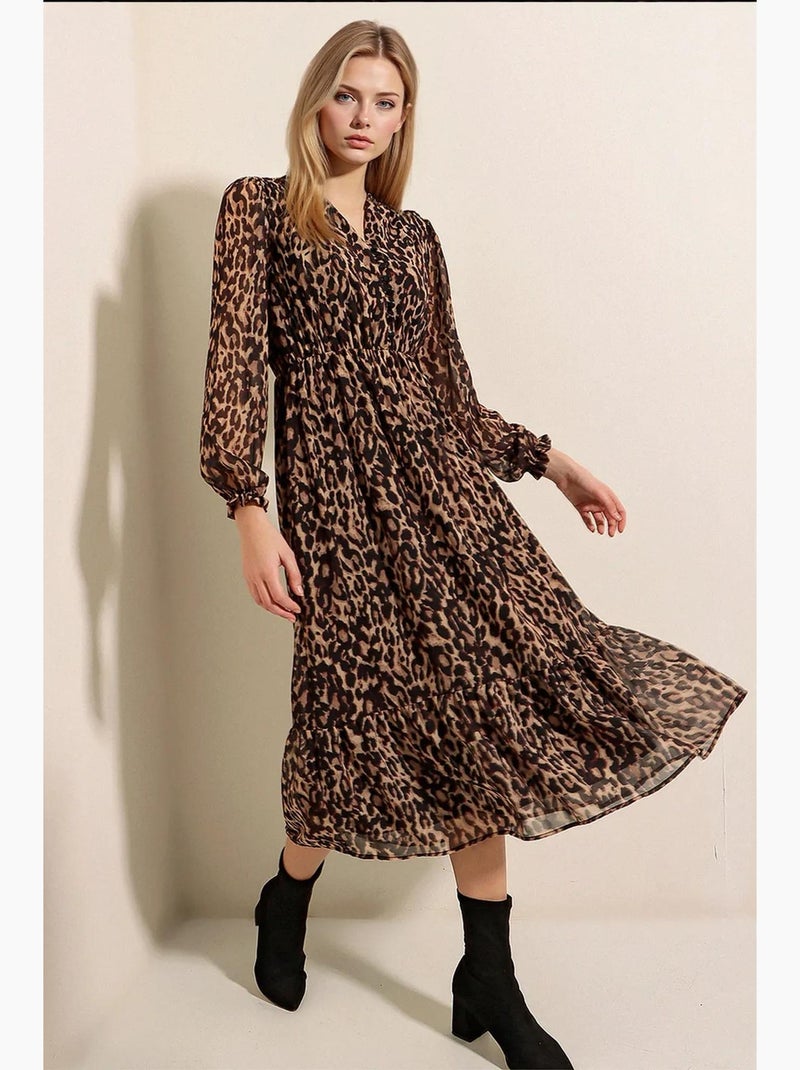 Robe midi à imprimé léopard et col v bdart Camel - Kiabi