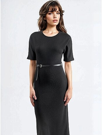 Robe midi à manches courtes et ceinture busem