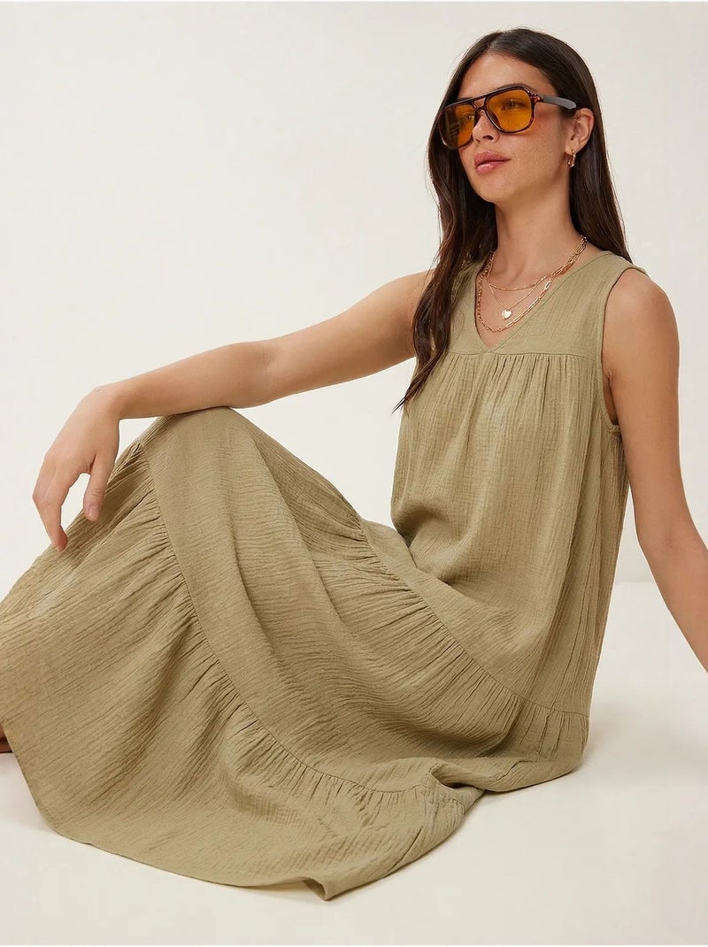 Robe midi à volants et col en v istanbul Vert kaki - Kiabi