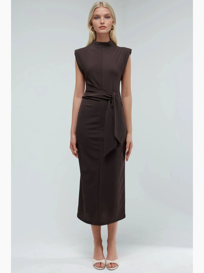 Robe midi ajustée sans manches avec détail à nouer busem Marron foncé - Kiabi
