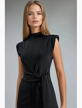 Robe midi ajustée sans manches avec détail à nouer busem