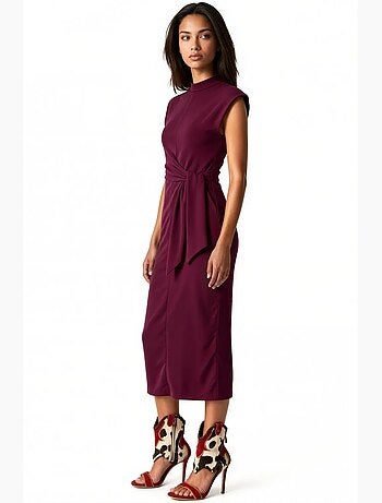 Robe midi ajustée sans manches avec détail à nouer busem
