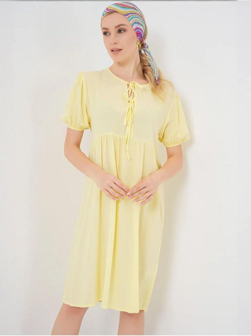 Robe midi avec fermeture à nœud papillon bdart - Kiabi Robe midi avec fermeture à nœud papillon bdart - Kiabi