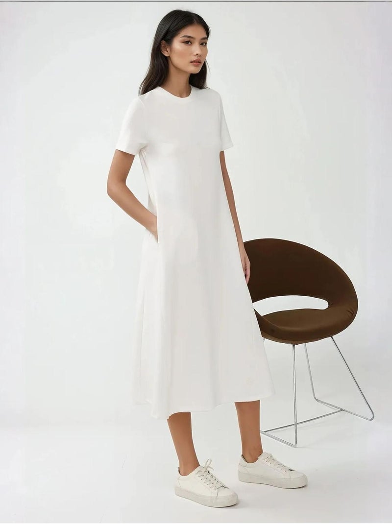 Robe midi basique à col ras du cou et manches courtes Blanc - Kiabi