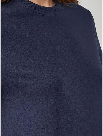Robe midi basique à col ras du cou et manches courtes