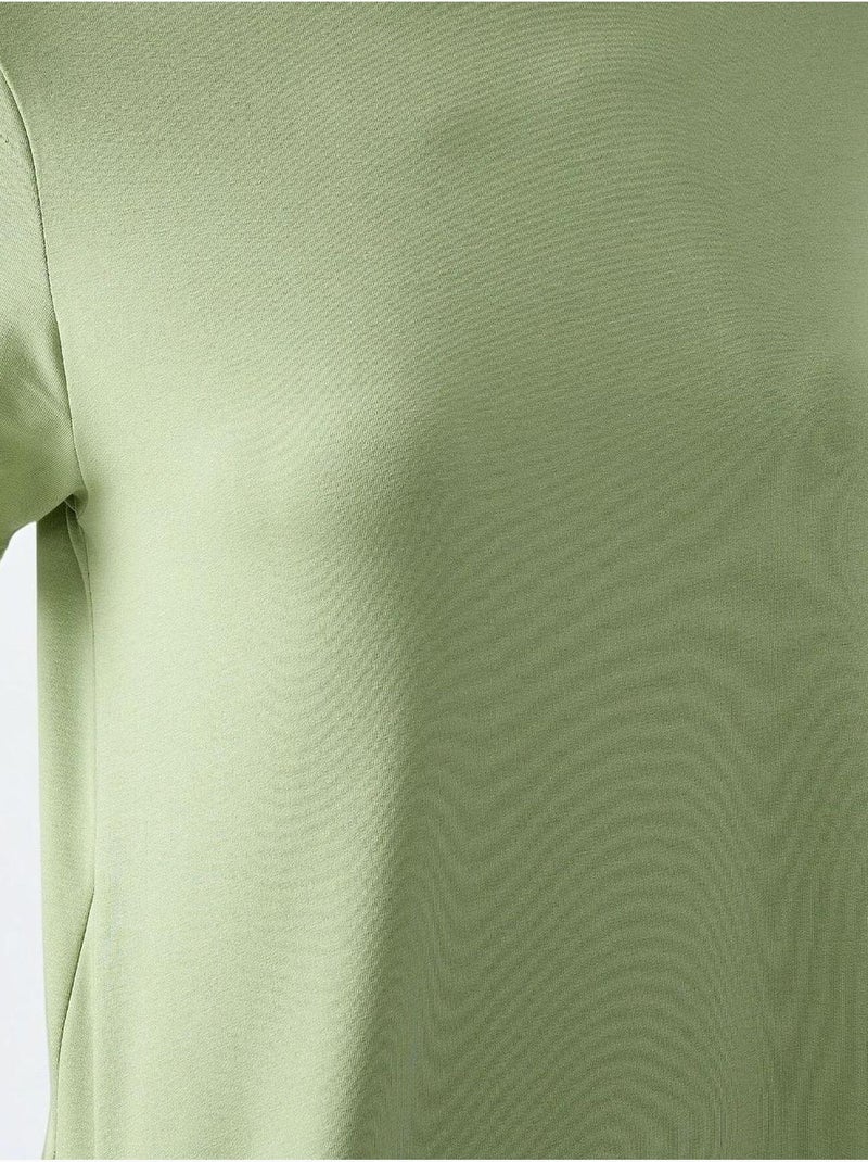 Robe midi basique à col ras du cou et manches courtes Vert pastel - Kiabi