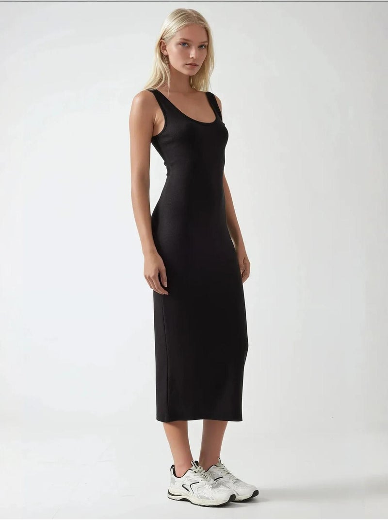 Robe midi basique douce au toucher Noir - Kiabi