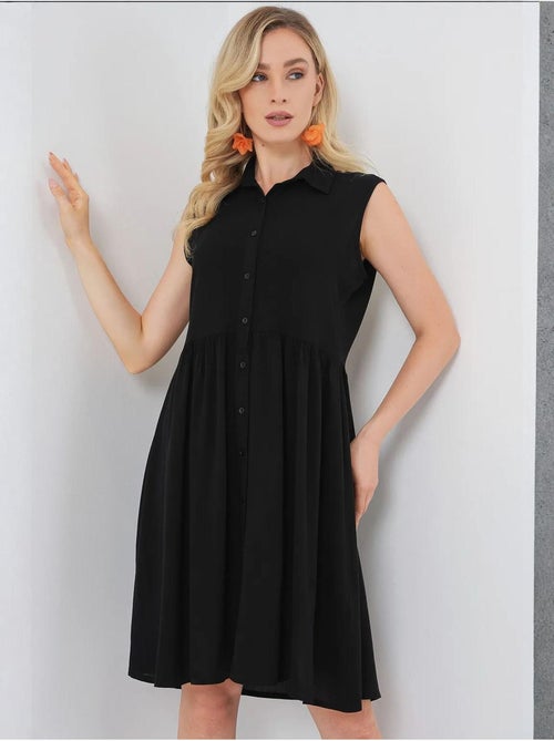 Robe midi boutonnée sans manches avec col chemise bdart - Kiabi Robe midi boutonnée sans manches avec col chemise bdart - Kiabi