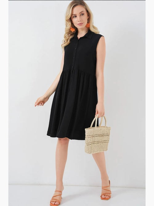 Robe midi boutonnée sans manches avec col chemise bdart - Kiabi Robe midi boutonnée sans manches avec col chemise bdart - Kiabi