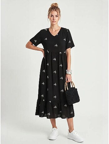 Robe midi brodée à col v istanbul