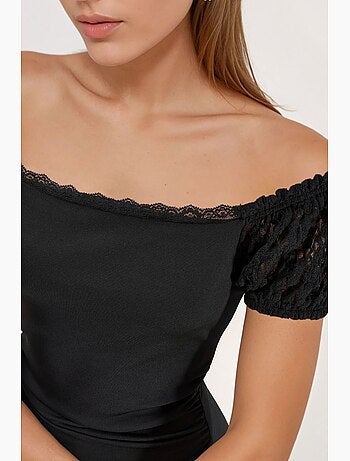 Robe midi bustier avec détails en dentelle hiccup