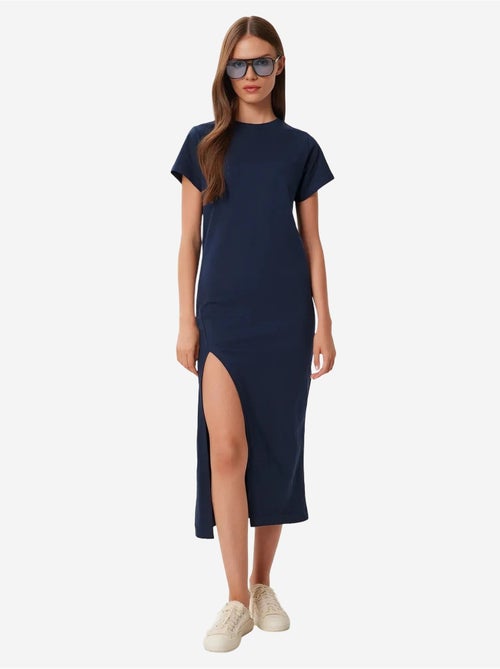 Robe midi cintrée à fente latérale istanbul - Kiabi Robe midi cintrée à fente latérale istanbul - Kiabi