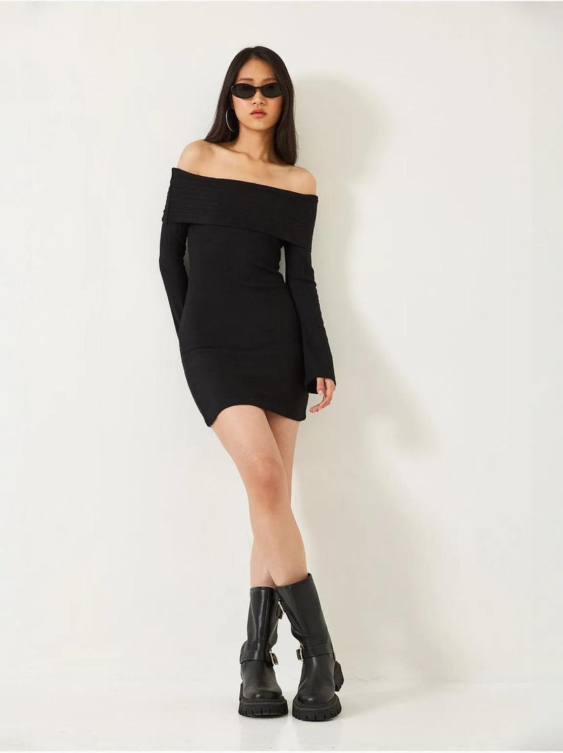 Robe midi cintrée à manches longues et col bateau lucci Noir - Kiabi