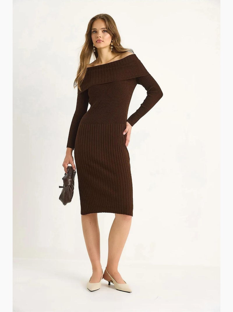 Robe midi côtelée à col en u lucci Marron chocolat - Kiabi