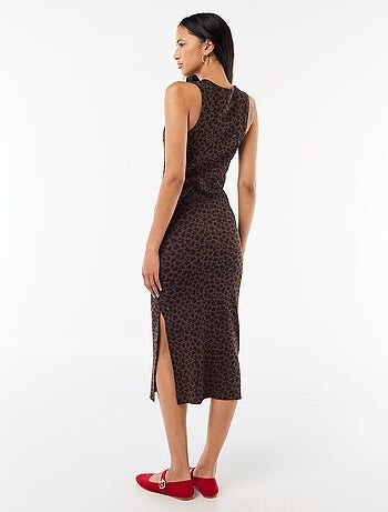 Robe midi côtelée sans manches
