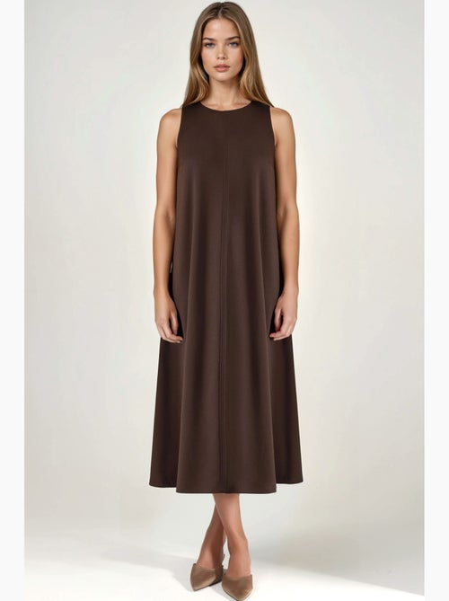 Robe midi coupe décontractée à col rond hiccup - Kiabi Robe midi coupe décontractée à col rond hiccup - Kiabi