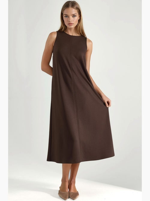 Robe midi coupe décontractée à col rond hiccup - Kiabi Robe midi coupe décontractée à col rond hiccup - Kiabi