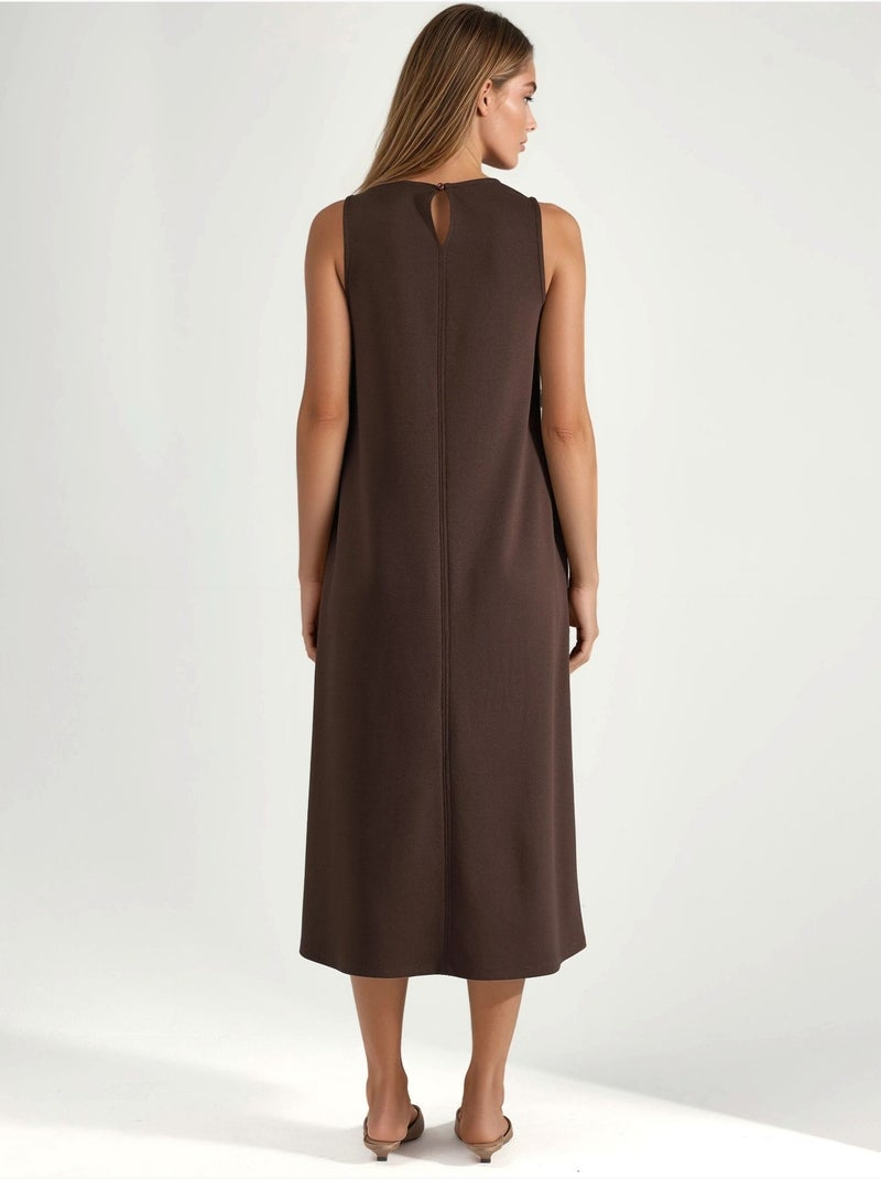 Robe midi coupe décontractée à col rond Marron foncé - Kiabi