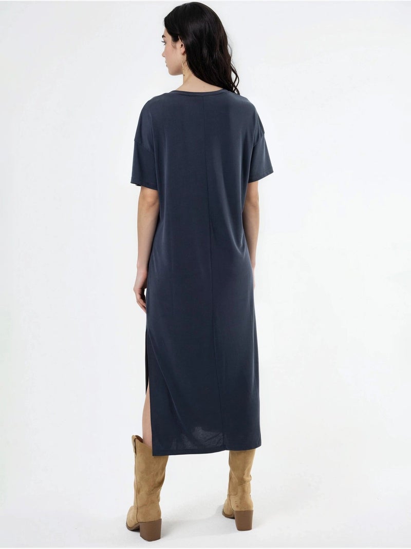 Robe midi coupe décontractée Gris foncé - Kiabi