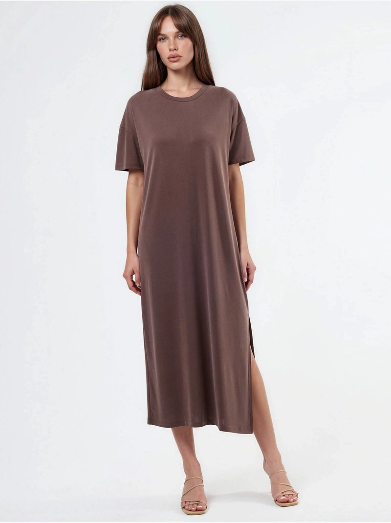 Robe midi coupe décontractée Marron foncé - Kiabi