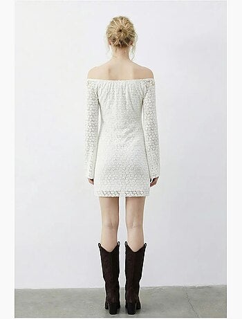 Robe midi en dentelle à col bateau lucci