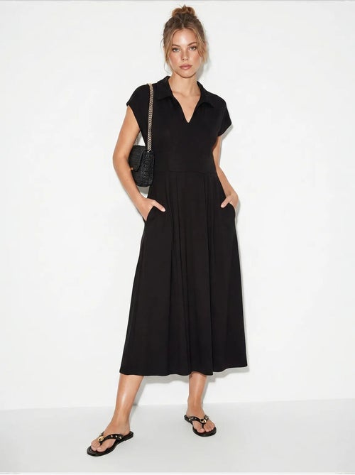 Robe midi en jersey coupe trapèze avec col polo lucci - Kiabi Robe midi en jersey coupe trapèze avec col polo lucci - Kiabi
