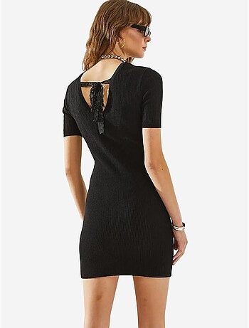 Robe midi en maille coupe ajustée à col rond lucci