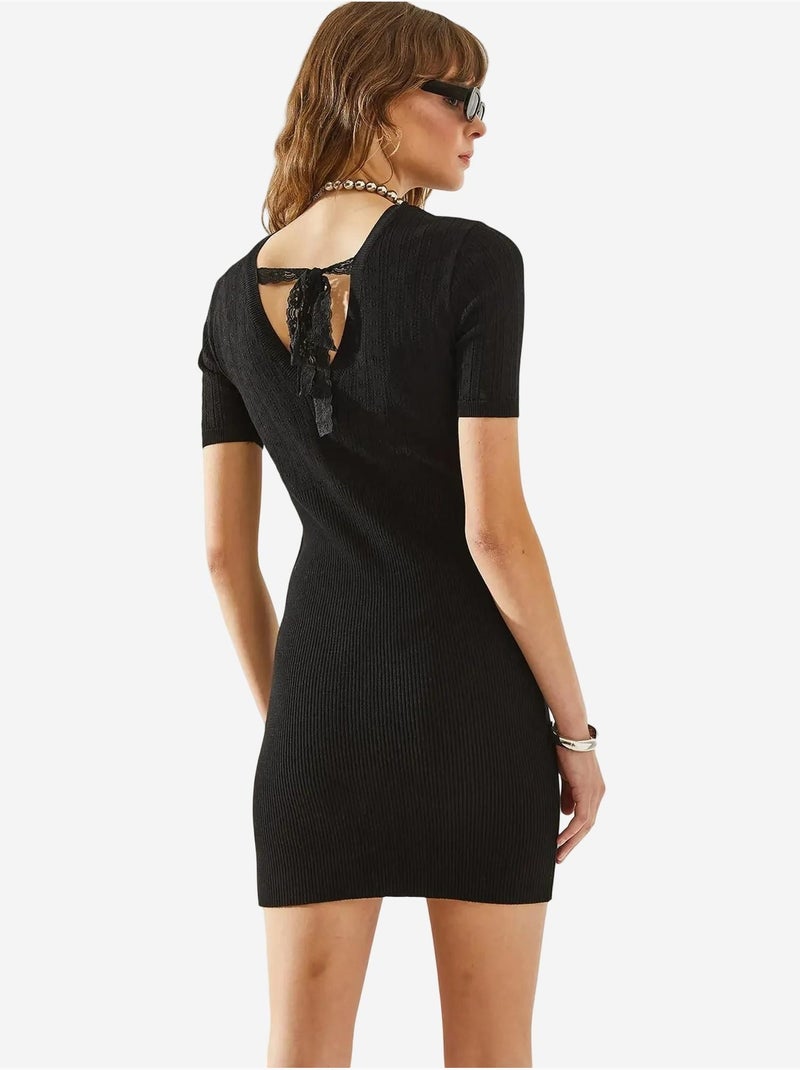 Robe midi en maille coupe ajustée à col rond lucci Noir - Kiabi