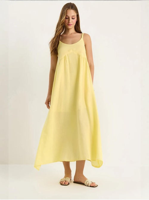 Robe midi en mousseline texturée avec poche lucci - Kiabi Robe midi en mousseline texturée avec poche lucci - Kiabi