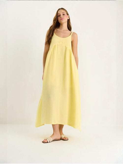 Robe midi en mousseline texturée avec poche lucci - Kiabi Robe midi en mousseline texturée avec poche lucci - Kiabi