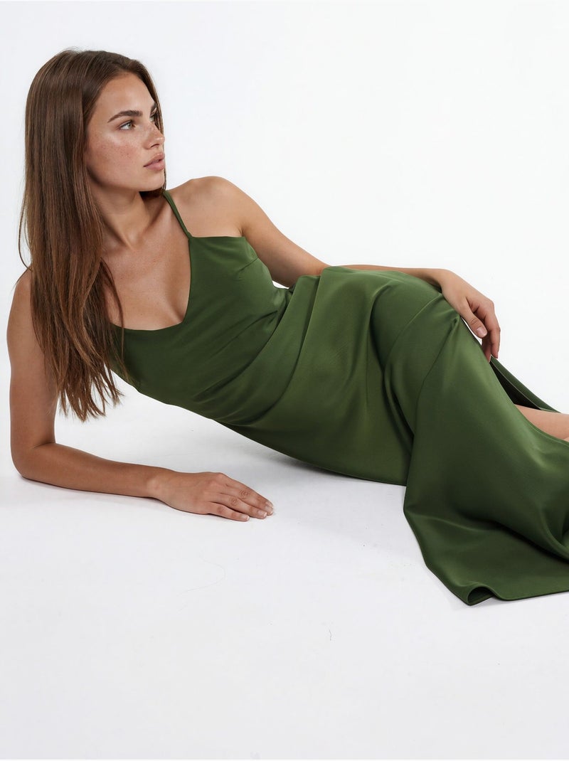 Robe midi en satin Kaki - Kiabi