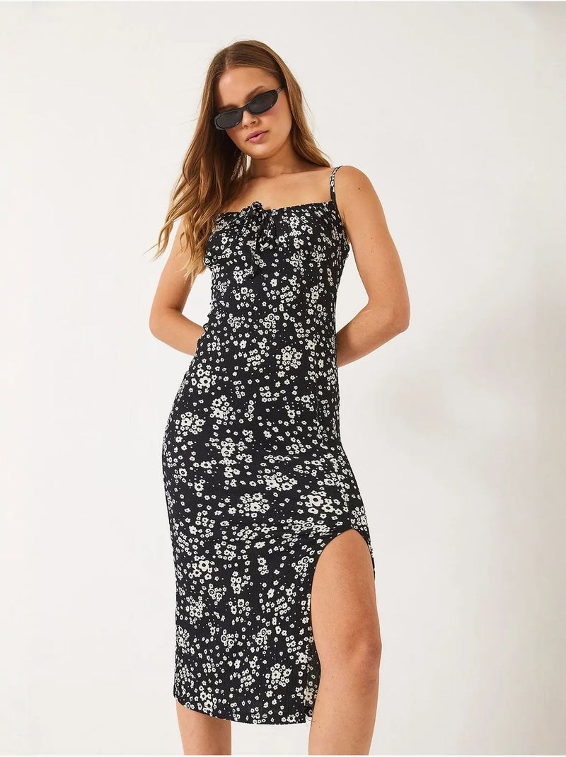 Robe midi fleurie à col carré lucci Noir - Kiabi