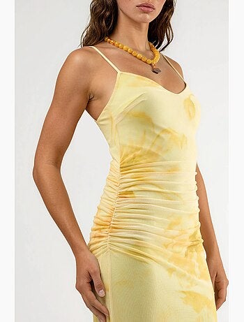 Robe midi fleurie moulante avec drapé busem