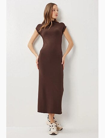 Robe midi moulante à col roulé mi-haut istanbul