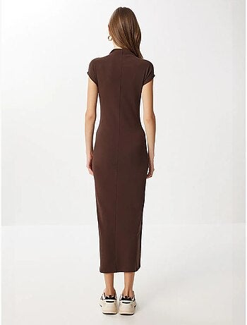 Robe midi moulante à col roulé mi-haut istanbul