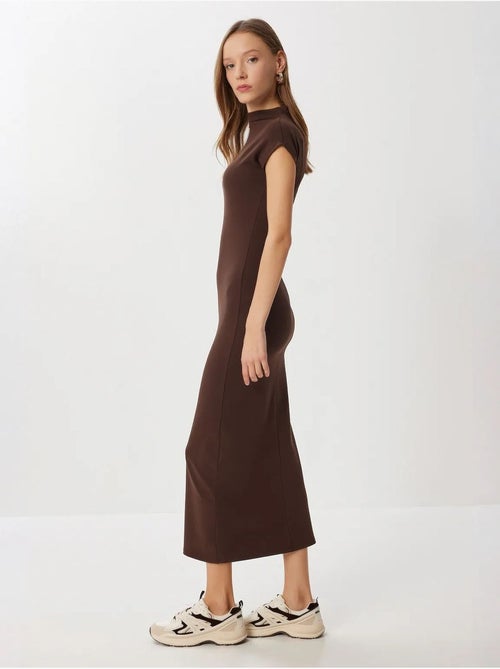 Robe midi moulante à col roulé mi-haut istanbul - Kiabi Robe midi moulante à col roulé mi-haut istanbul - Kiabi