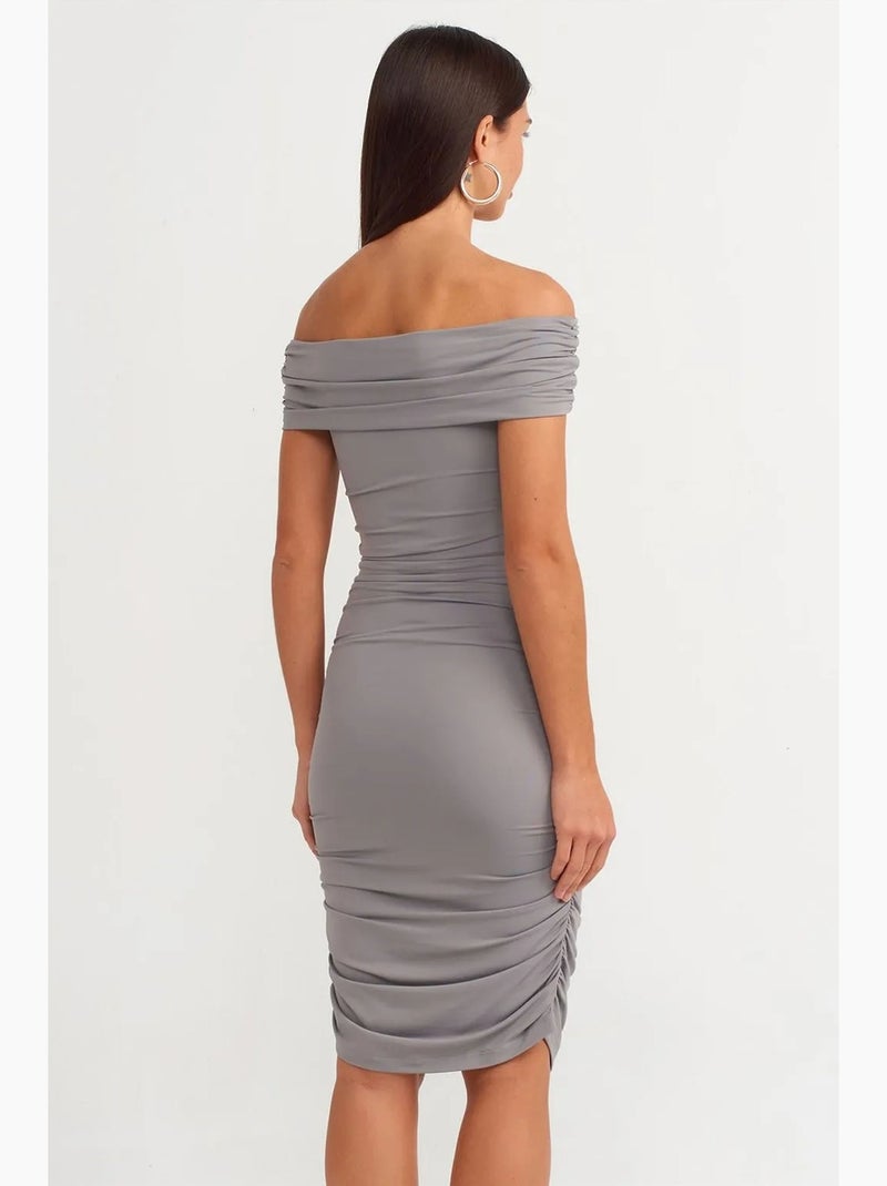 Robe midi moulante à épaules dénudées dilvin Gris - Kiabi