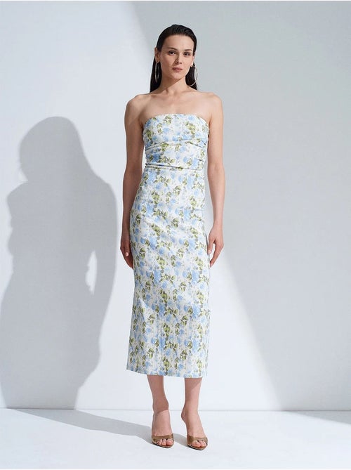 Robe midi moulante bustier à fleurs dilvin - Kiabi Robe midi moulante bustier à fleurs dilvin - Kiabi