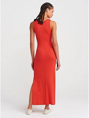 Robe midi moulante sans manches à fente dilvin