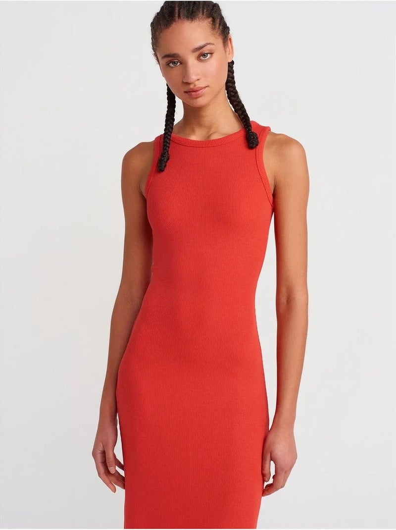 Robe midi moulante sans manches à fente dilvin Rouge - Kiabi