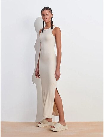 Robe midi moulante sans manches à fente dilvin