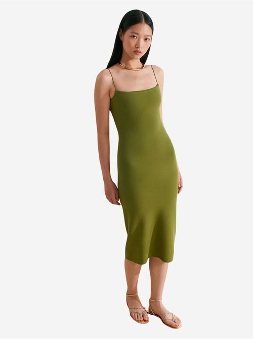 Robe midi moulante sans manches avec découpe dilvin - Kiabi Robe midi moulante sans manches avec découpe dilvin - Kiabi