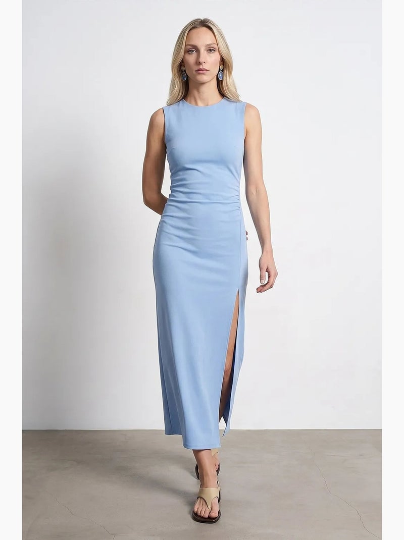 Robe midi moulante sans manches avec fente dilvin Bleu ciel - Kiabi