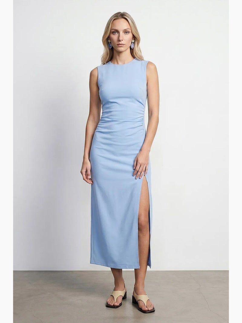 Robe midi moulante sans manches avec fente dilvin Bleu ciel - Kiabi