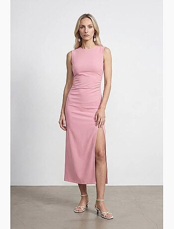Robe midi moulante sans manches avec fente dilvin