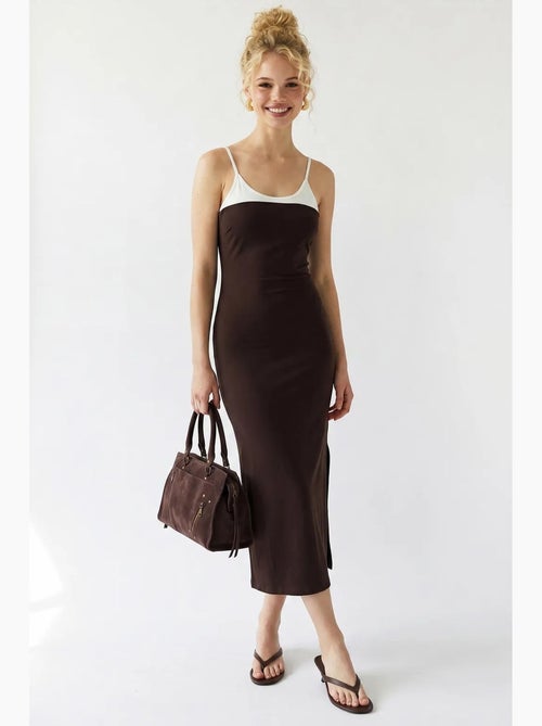 Robe midi moulante sans manches avec fente mixray - Kiabi Robe midi moulante sans manches avec fente mixray - Kiabi