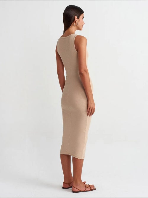 Robe midi moulante sans manches dilvin - Kiabi