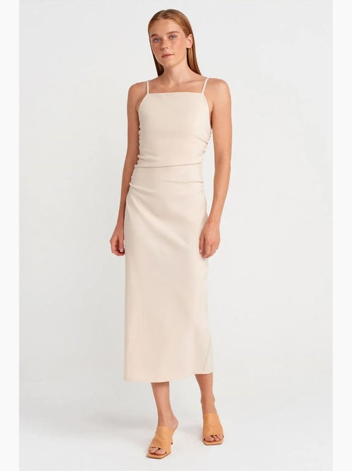 Robe midi moulante sans manches dilvin - Kiabi Robe midi moulante sans manches dilvin - Kiabi