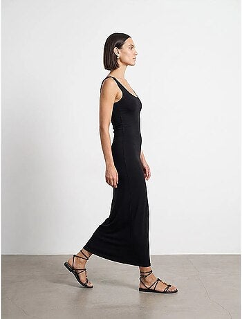 Robe midi moulante sans manches dilvin